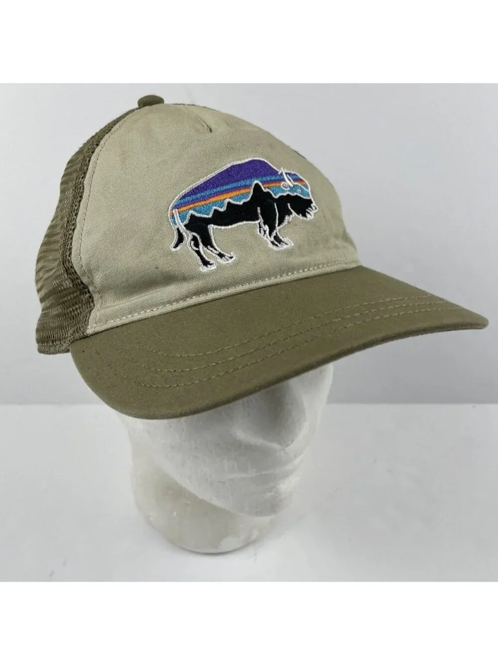 Patagonia Fitz Roy Bison Trucker  Hat Mesh Snapback Organic Cotton Canvas Beige